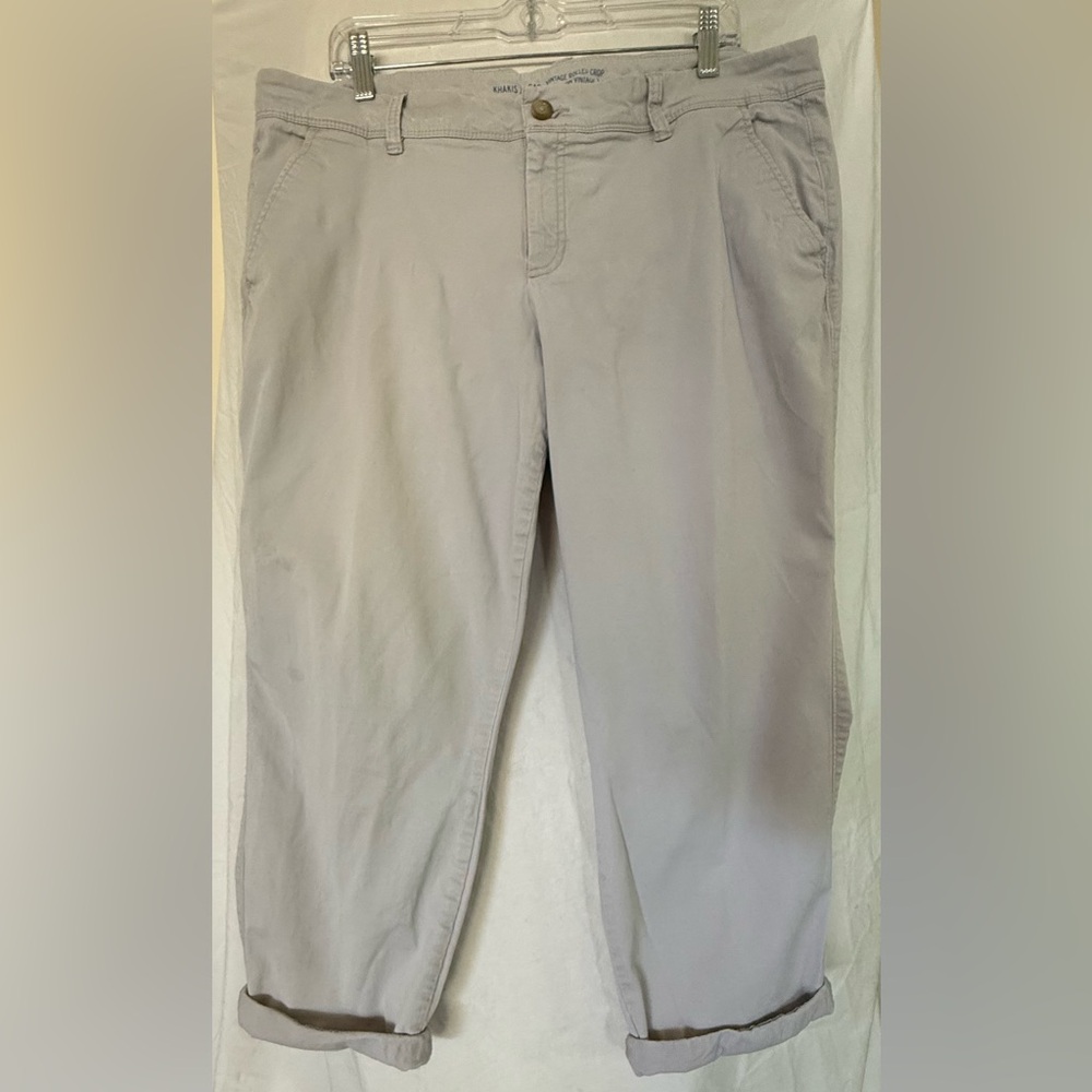 GAP Women's Light Gray Cropped Pants